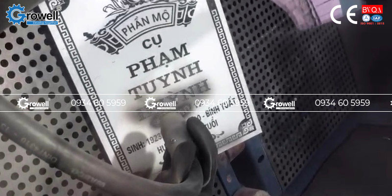 Máy phun cát làm bia đá Máy phun cát làm bia đá