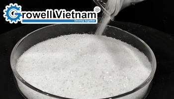 Ứng dụng hạt thủy tinh trong xử lý bề mặt kim loại và kính