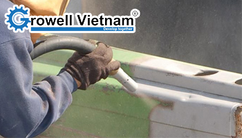 Cách tẩy sơn sắt thép phổ biến trong công nghiệp và xây dựng