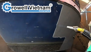 Giải pháp làm sạch vỏ tàu biển hiện đại cho ngành hàng hải