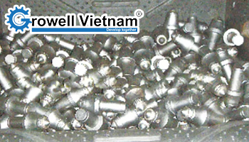 Máy phun bi làm sạch vật đúc: Giải pháp tối ưu cho xưởng đúc