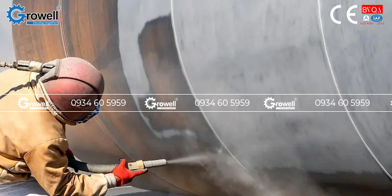 Tẩy rỉ bằng bắn cát Tẩy rỉ bằng bắn cát