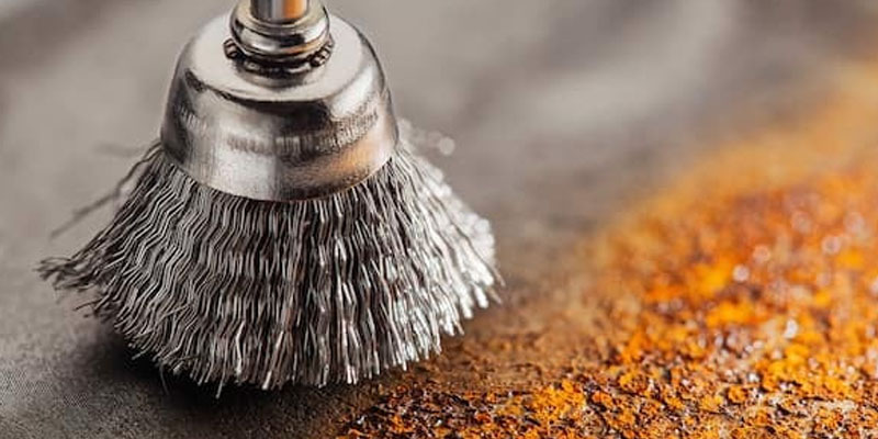 Phun cát đánh rỉ sắt thép