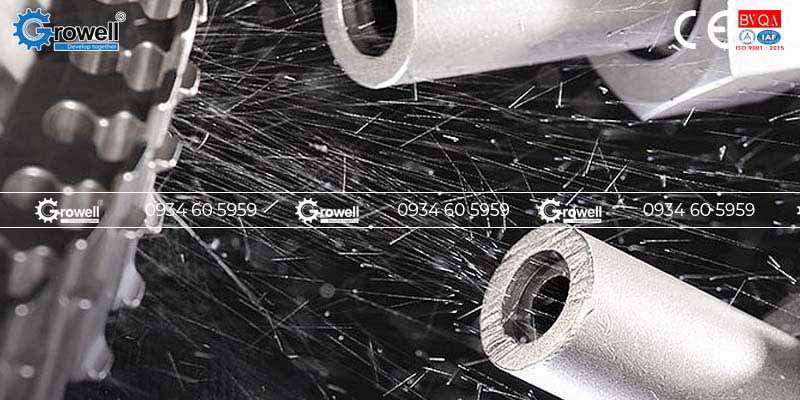 Tạo nhám bề mặt kim loại đúc